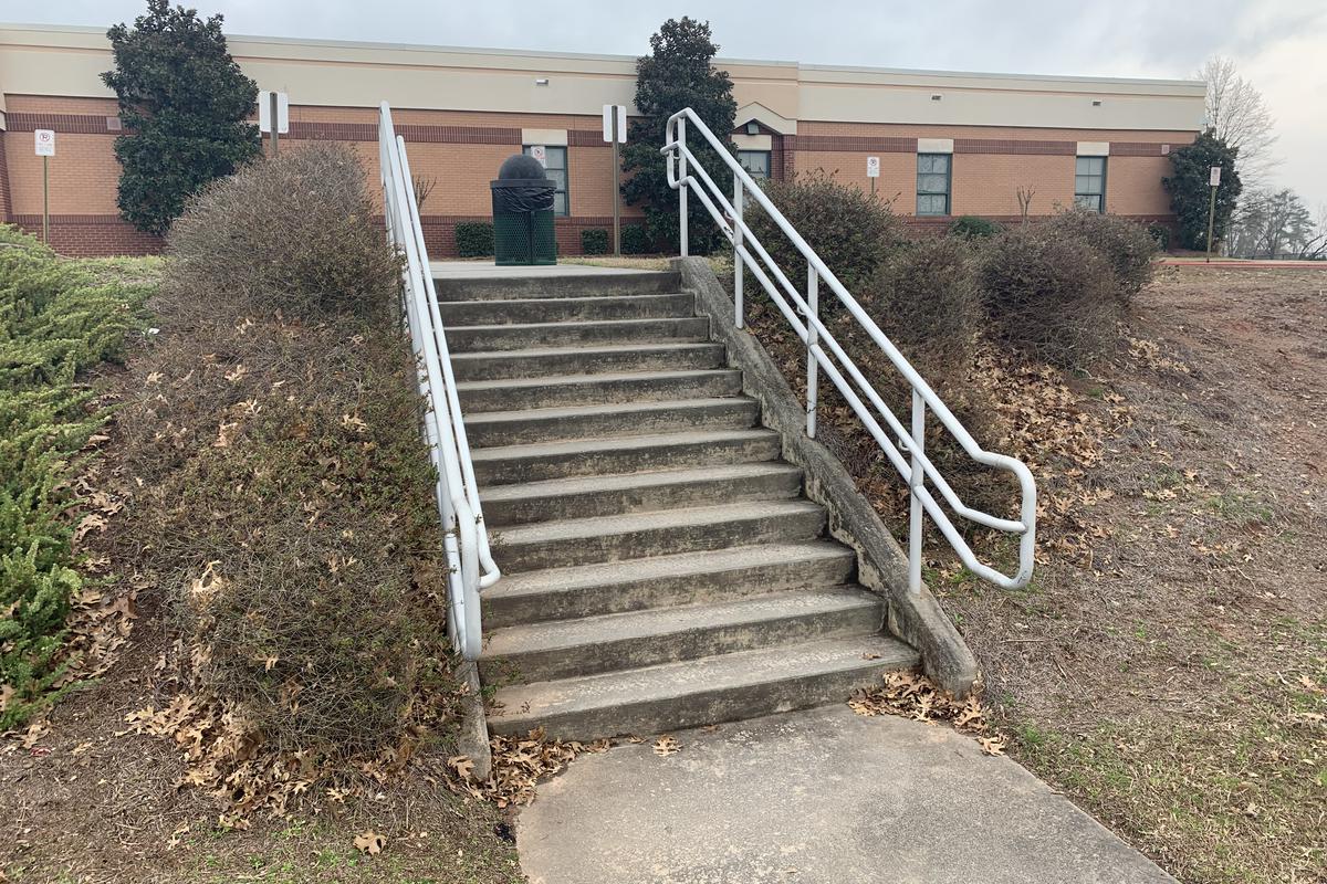 Image for skate spot Northview HS Stair Sets