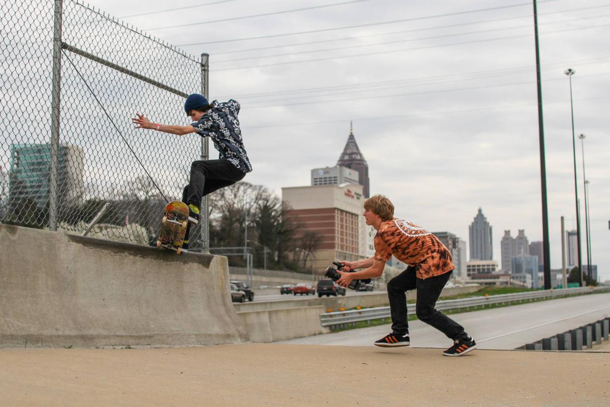 Image for skate spot Bump to ledge