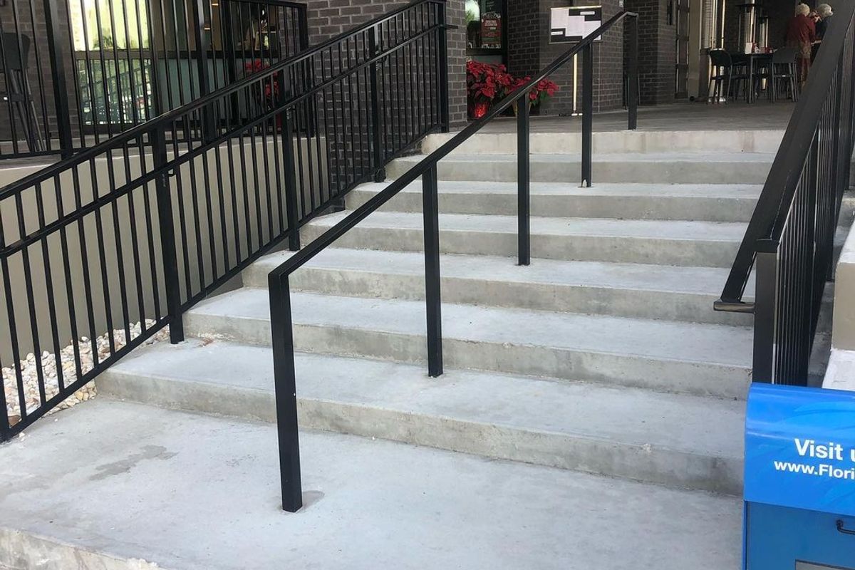 Image for skate spot Riverfront Long 8 Stair Rail