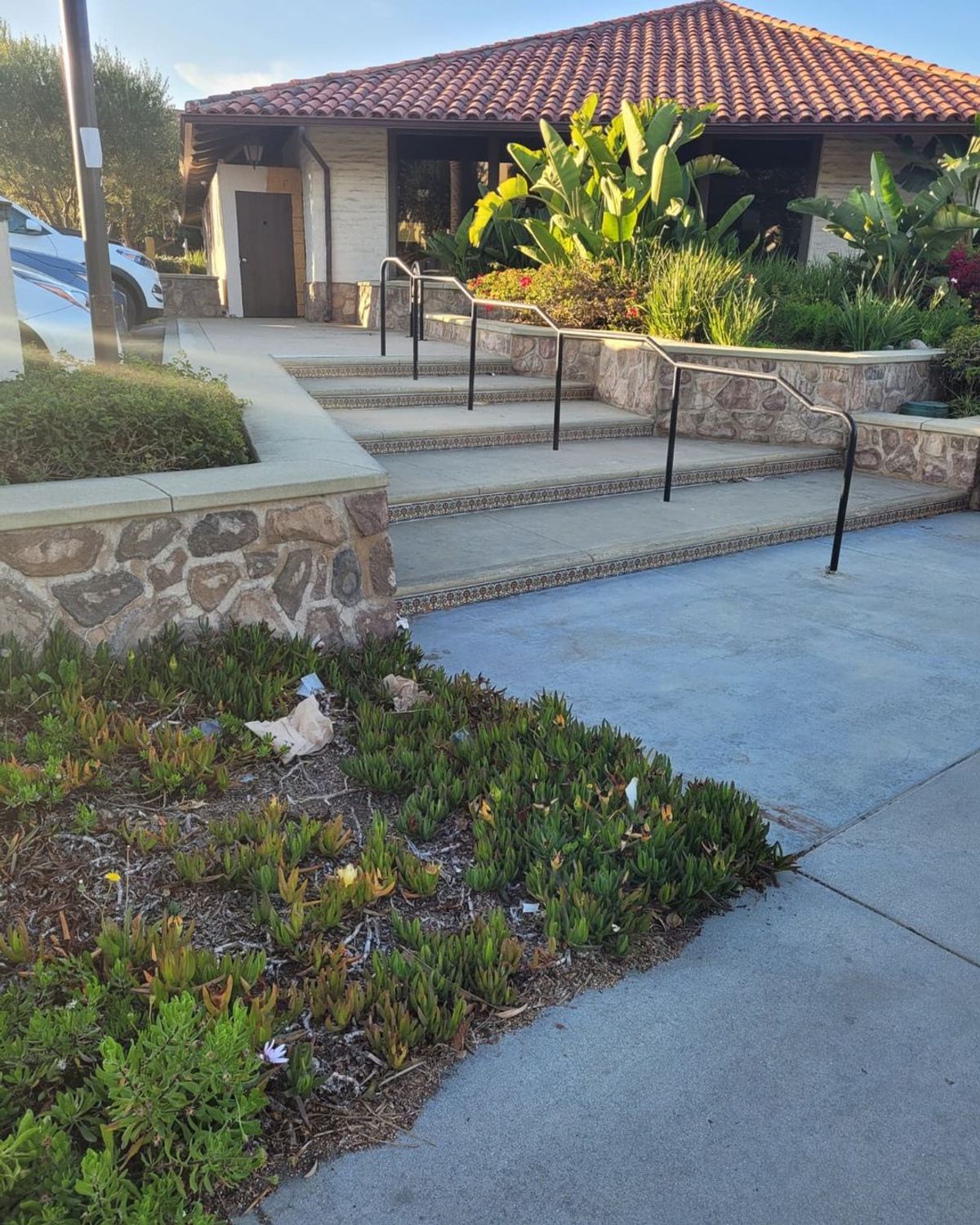 Image for skate spot Point Dume Village - Ledge Gap / 5 Stair Kink Rail