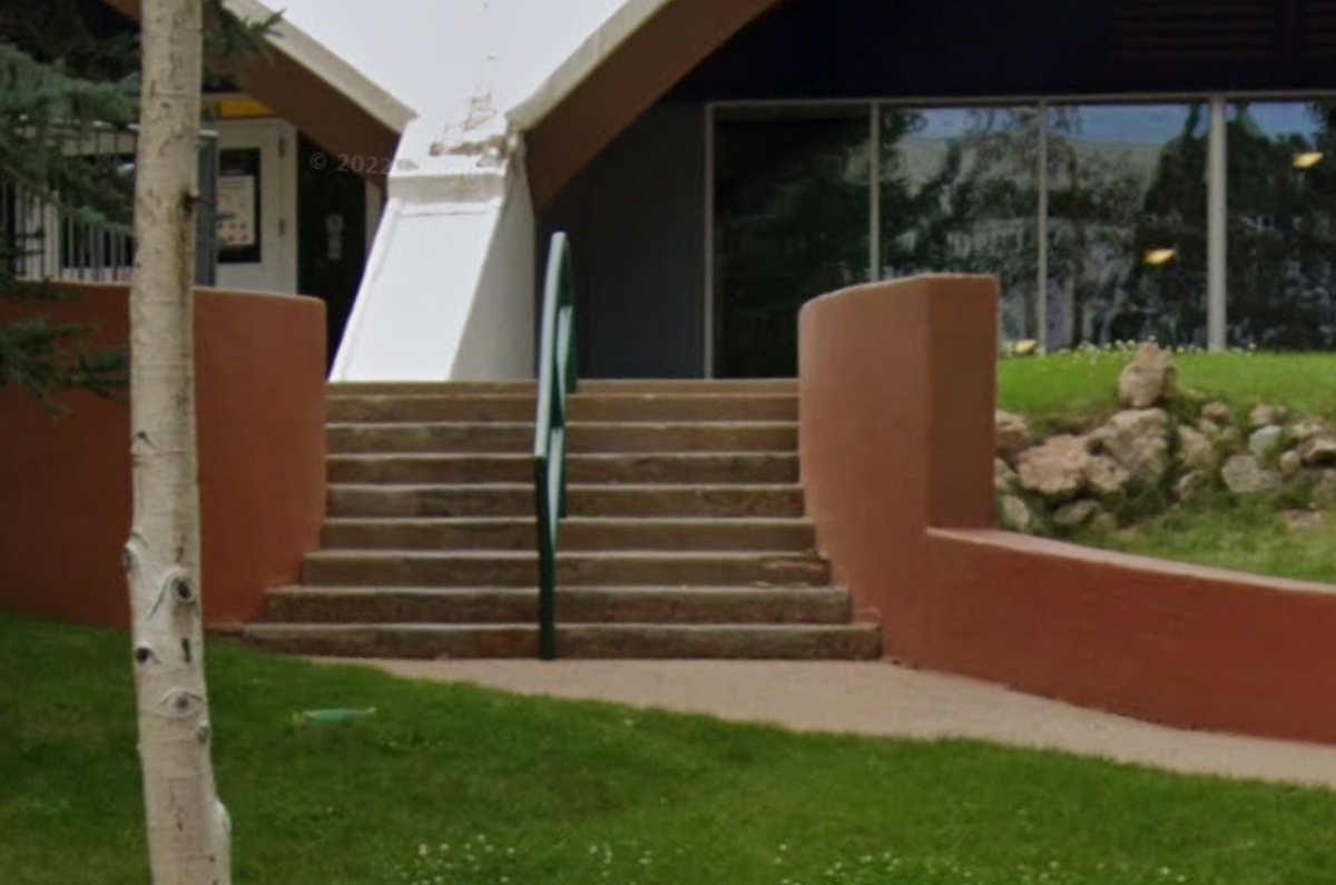 Image for skate spot Northern Arizona University - 9 Stair Rail