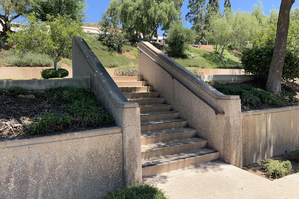 Image for skate spot Tall 11 Stair Hubba