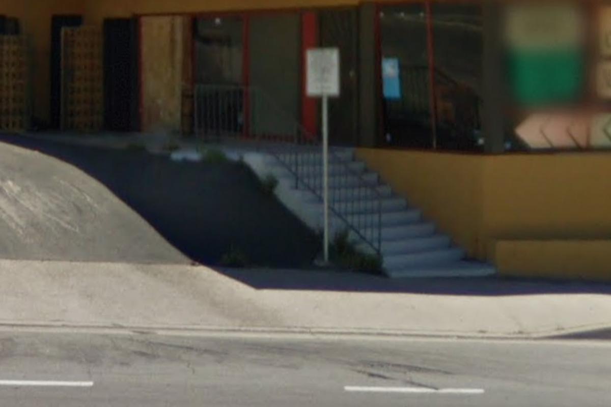 Image for skate spot 10 Stair Rail