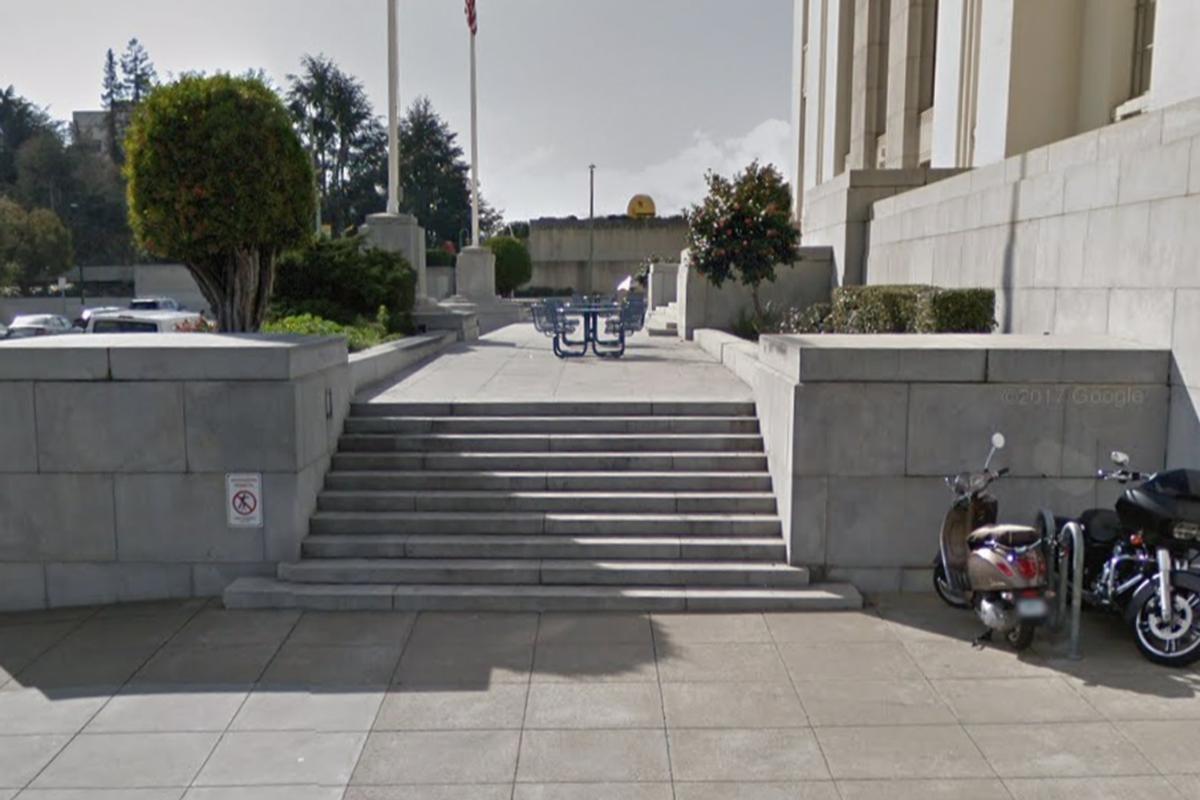 Image for skate spot Alameda County Courthouse -10 Stair / Ledges