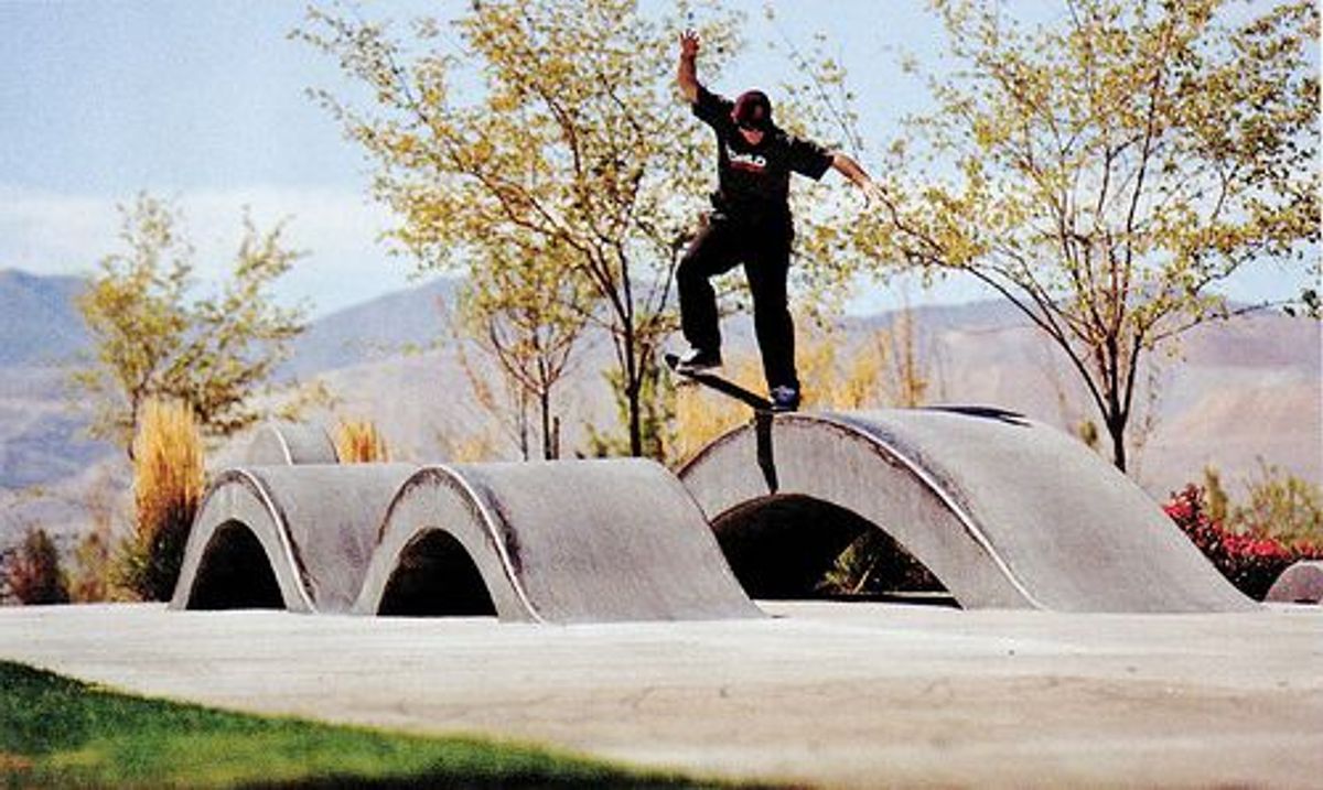 Image for skate spot Daybreak Sculpture Gardens