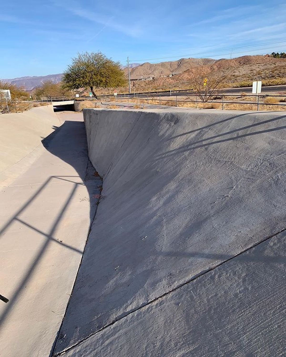 Image for skate spot Boulder City Pkwy Ditch