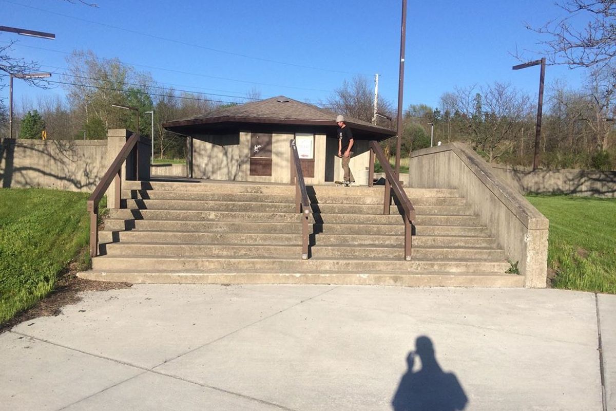 Image for skate spot Finger Lakes Community College 9 Stair Rails / Hubbas