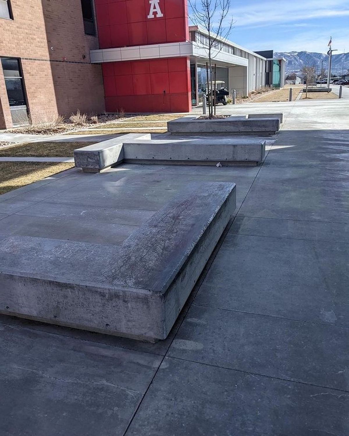 Image for skate spot Alta High School - Ledges