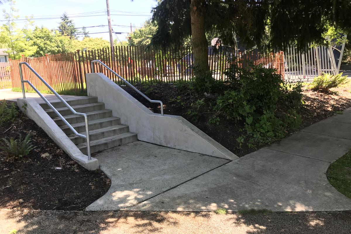 Image for skate spot Greenwood Park 6 Stair Gap To Ledge