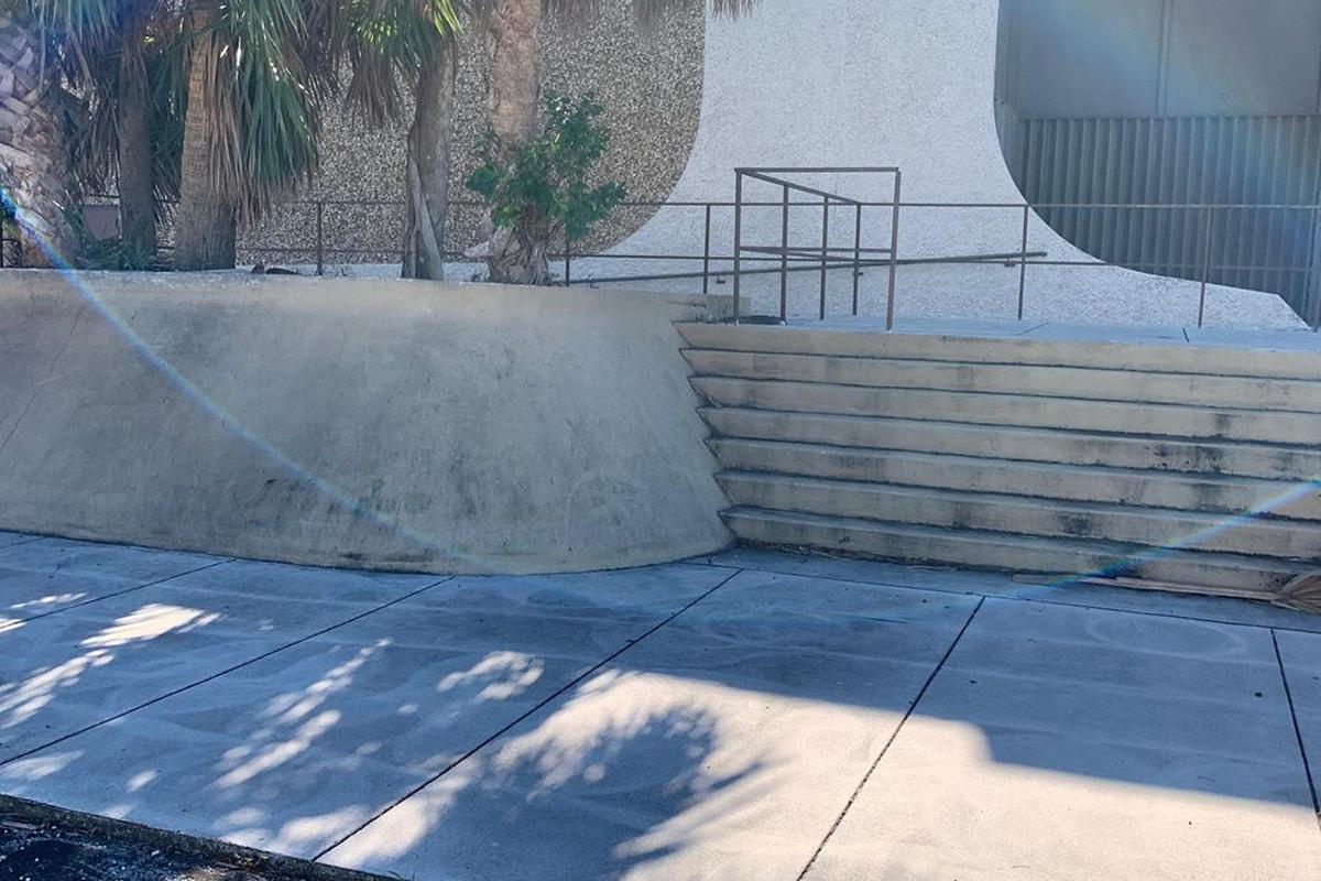 Image for skate spot Bank To Ledge