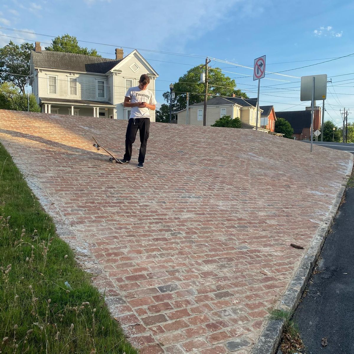 Image for skate spot College Street - Brick Bank Manny Pad