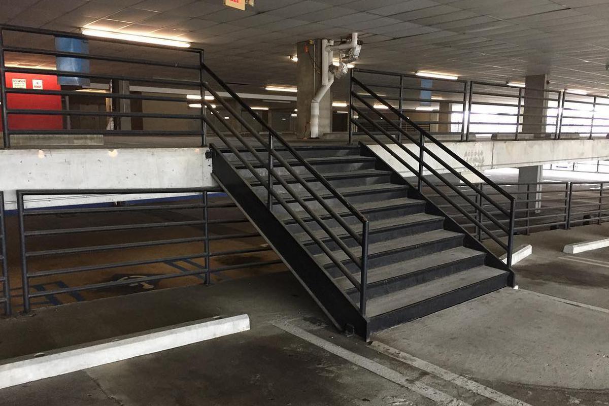 Image for skate spot Parking Garage 9 Stair Rail