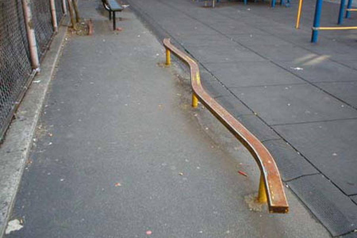 Image for skate spot Yellow Flatbar