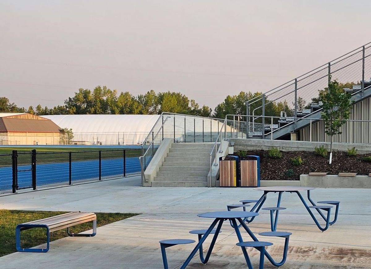 Image for skate spot Glenmore Athletic Park - 9 Stair