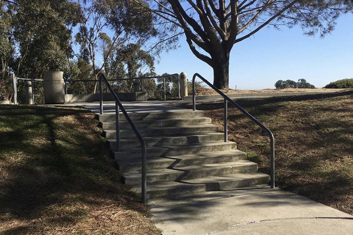 Image for skate spot Park Lantern 8 Stair Rail