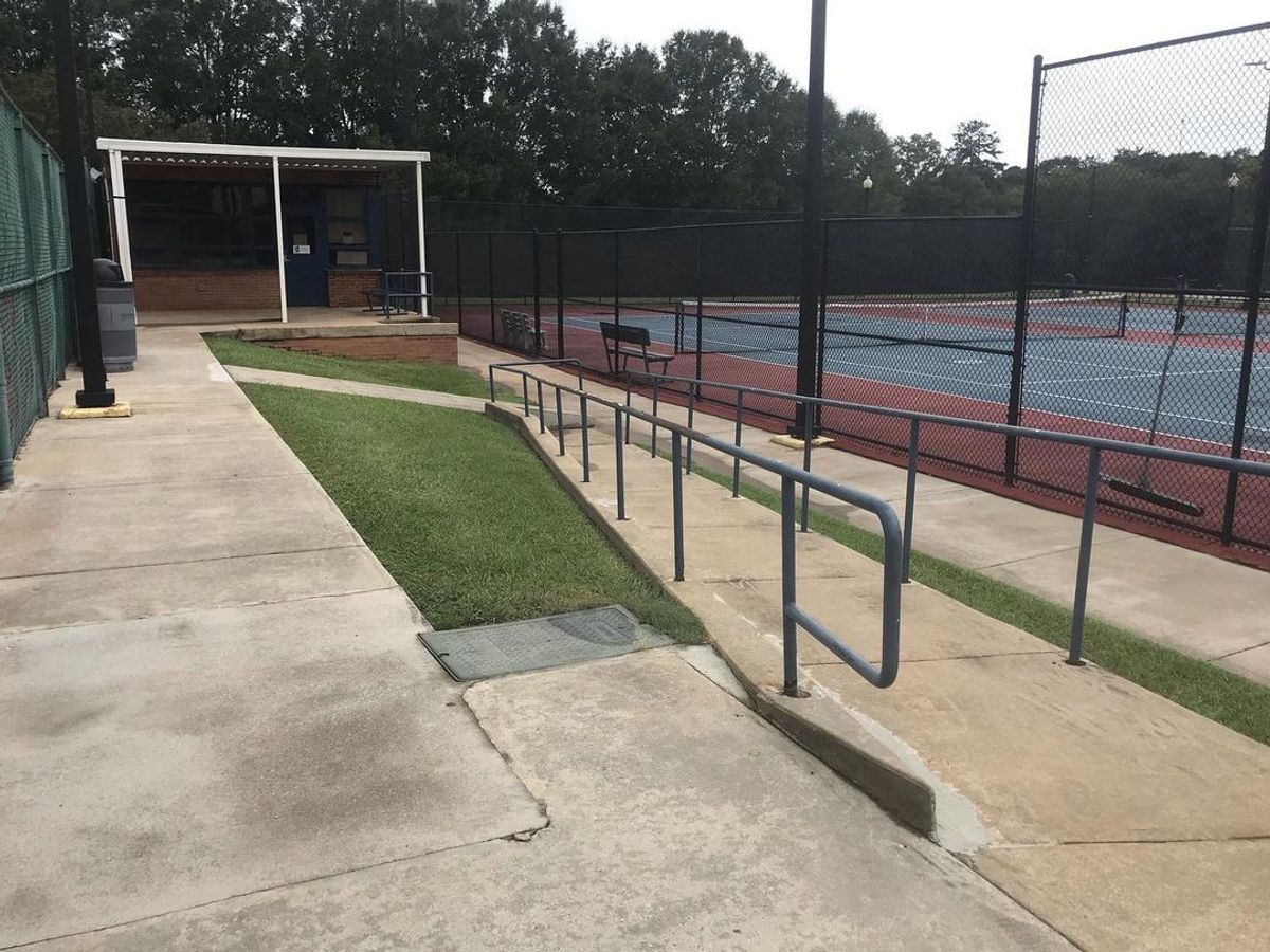 Image for skate spot Columbus State University - Tennis Courts Handicap Rail