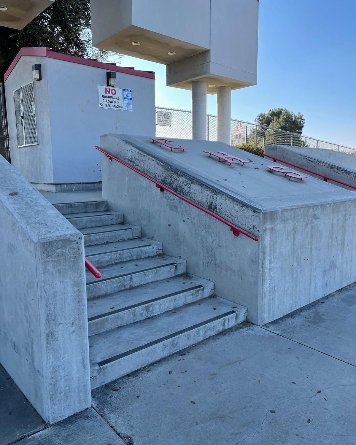 Image for skate spot Centennial High School - 7 Stair Hubbas