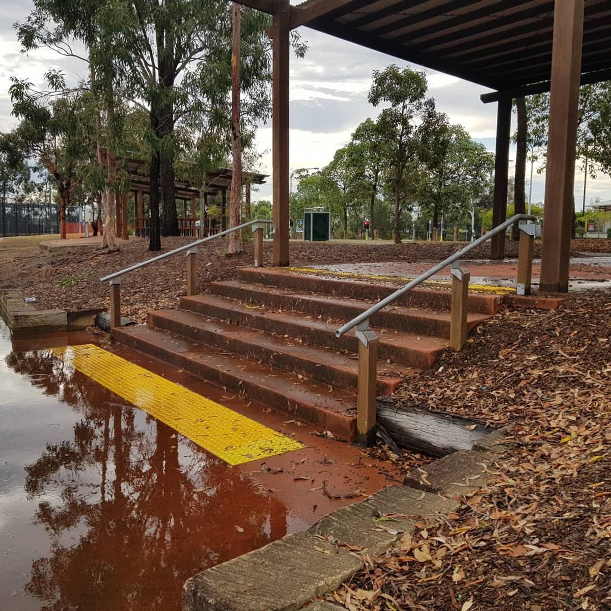 Image for skate spot Heathwood Park - 5 Stair Rail