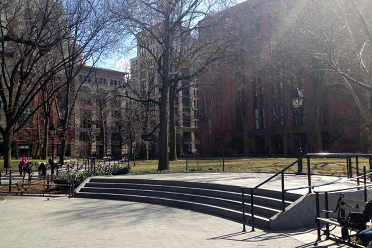 Image for skate spot Washington Square 4 Stair