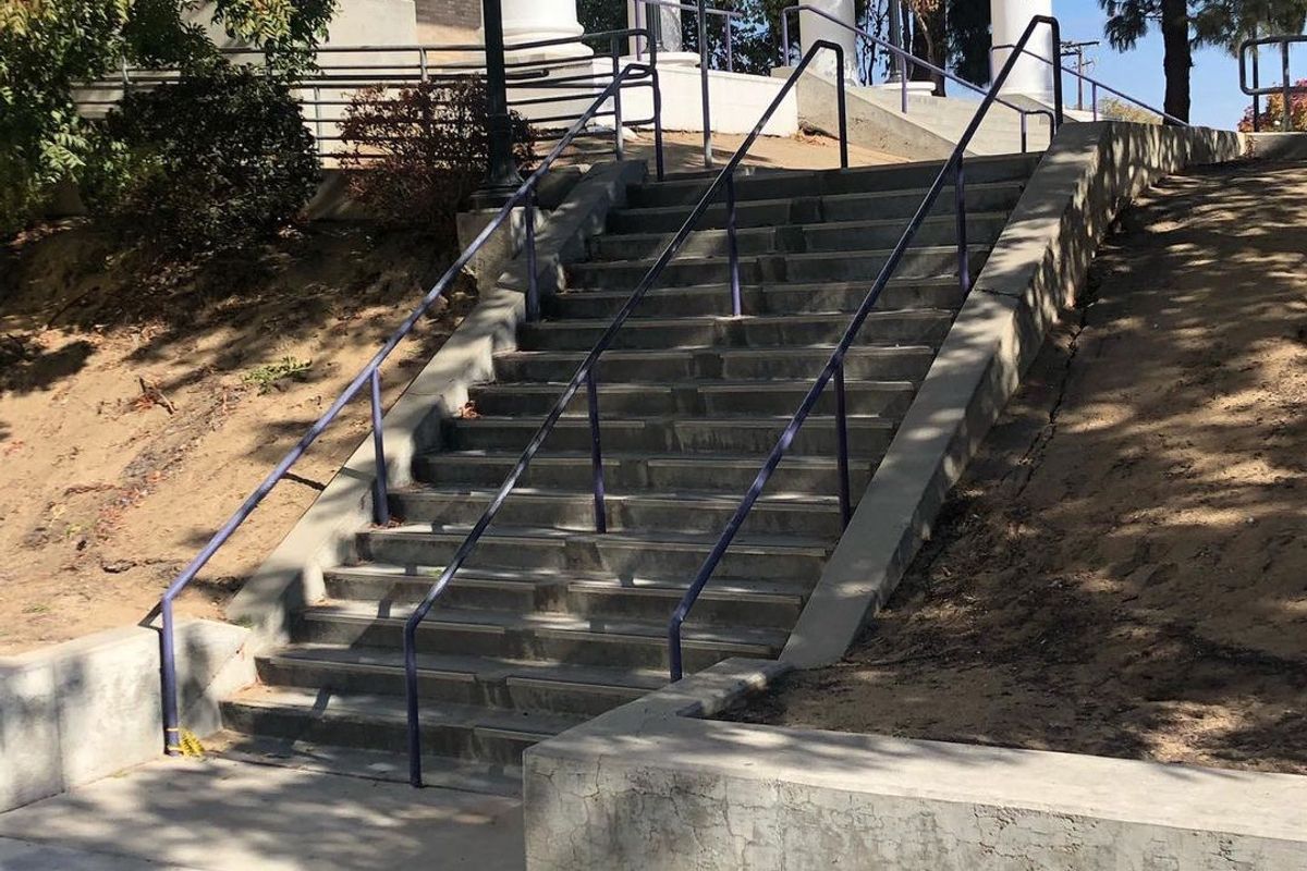 Image for skate spot Fresno High School 16 Stair