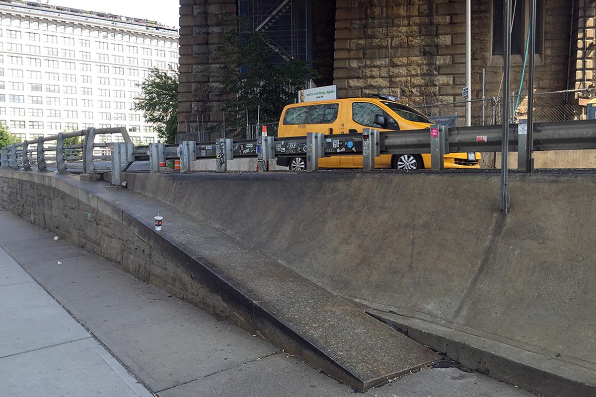 Image for skate spot Front Street Ledge