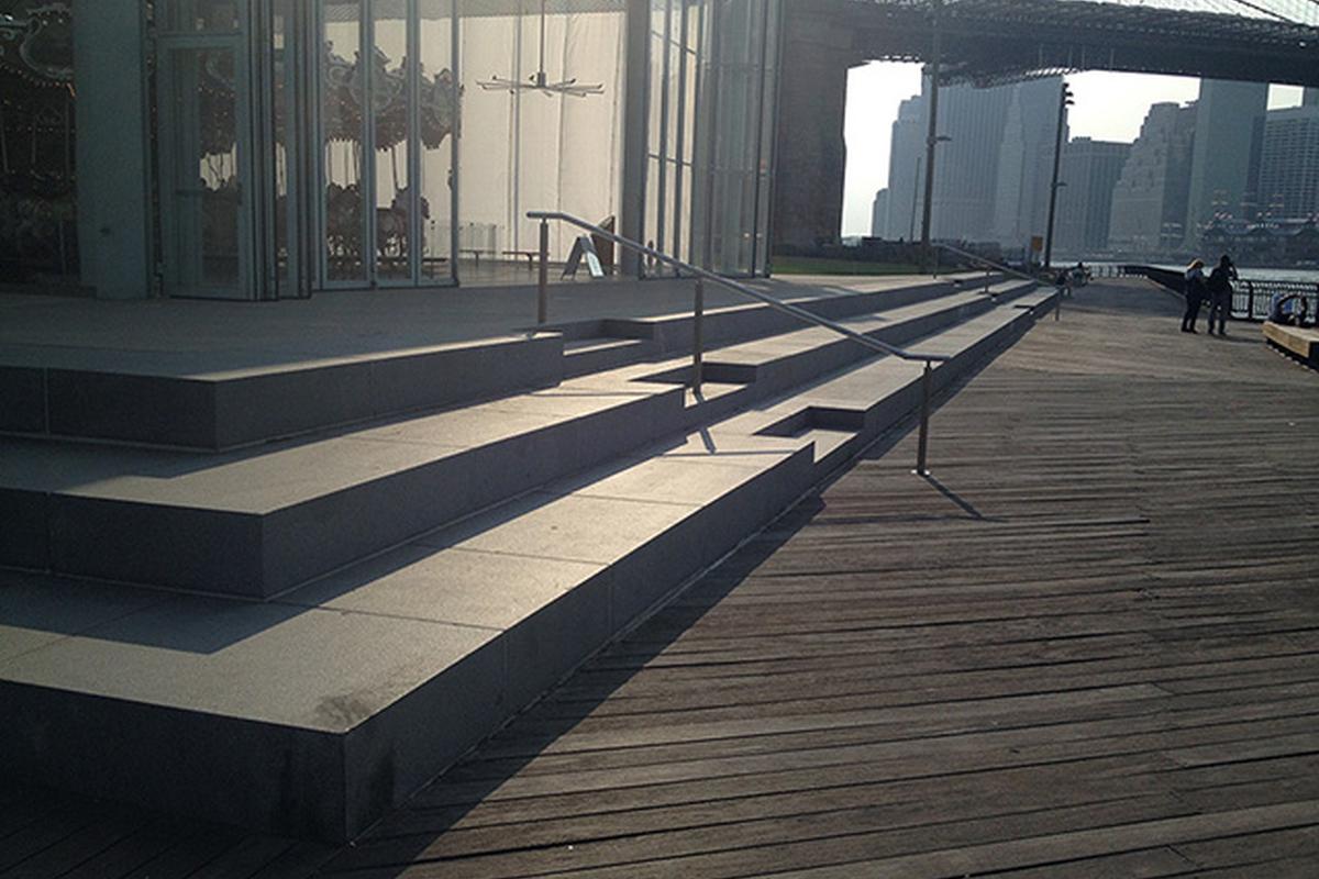 Skateboarder statue popping up in Brooklyn Bridge Park