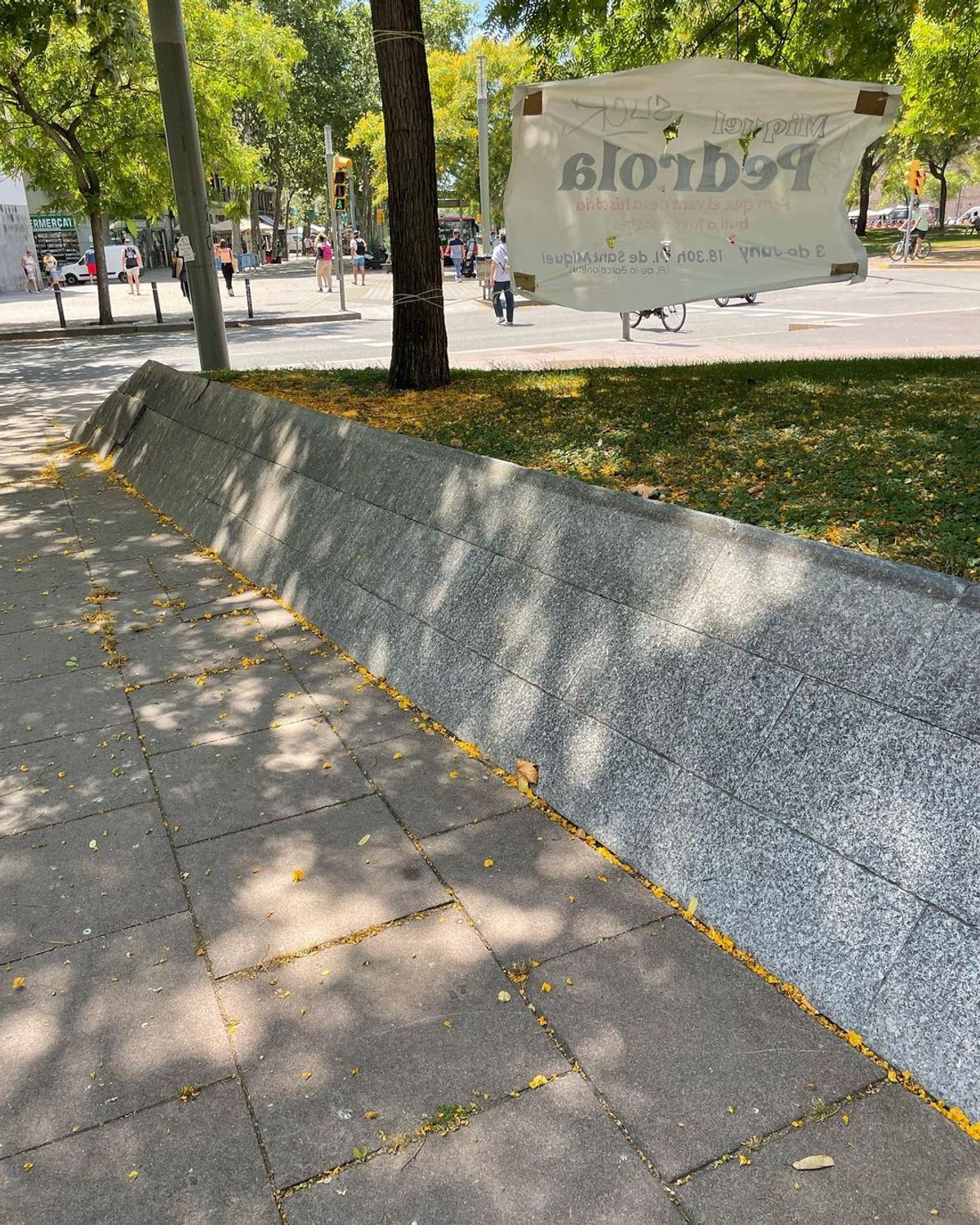 Image for skate spot Barceloneta Bank Ledges