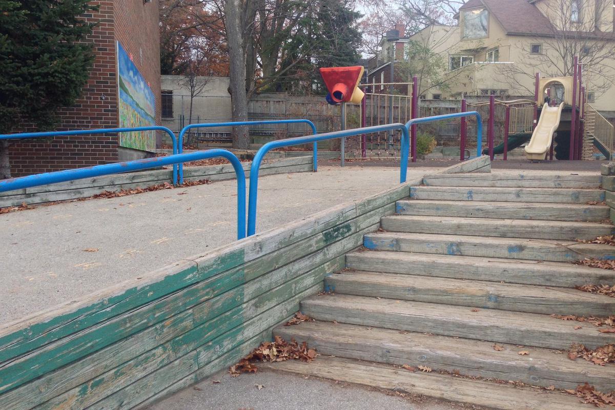 Image for skate spot St. Denis School 10 Stair Out Rail