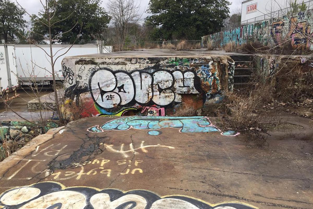 Image for skate spot Temple Foundation Gap Over Stairs