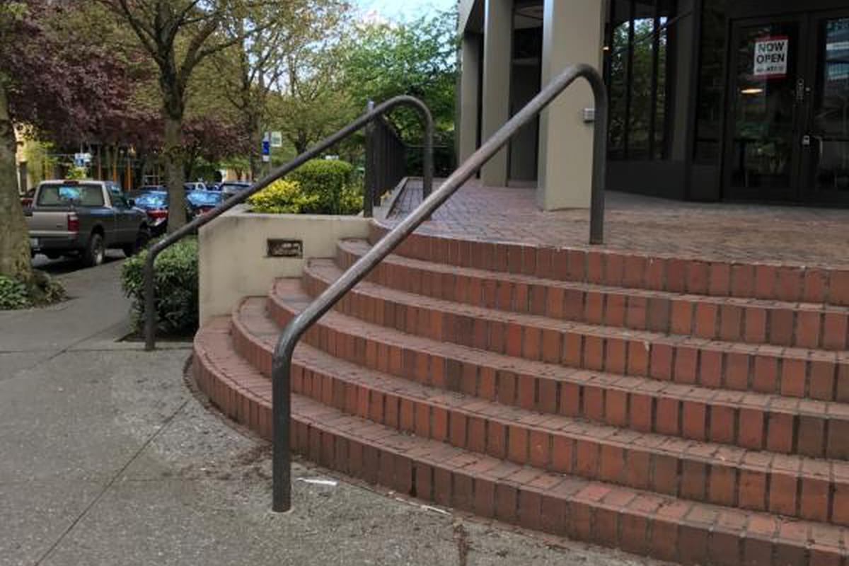 Image for skate spot Rite Aid 6 Stair Rail