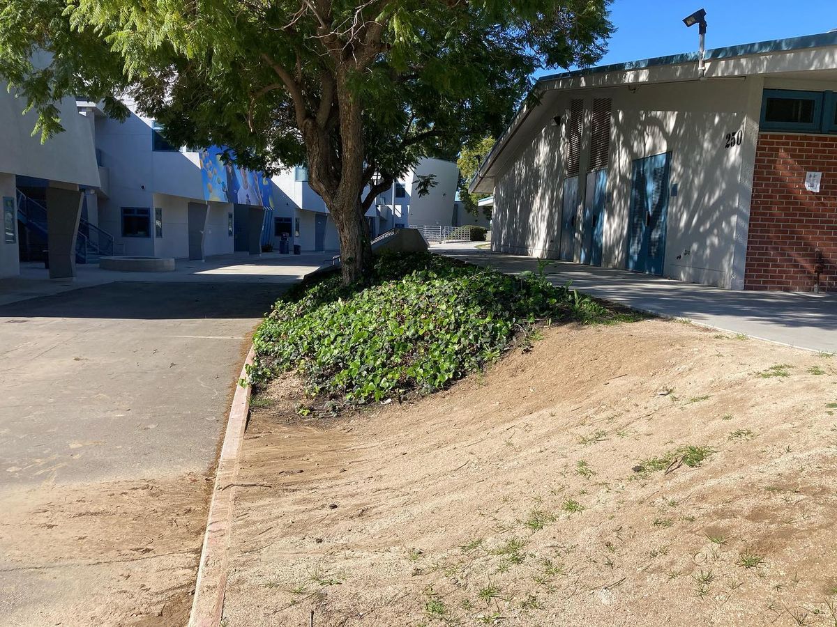 Image for skate spot La Mirada High School - Gap