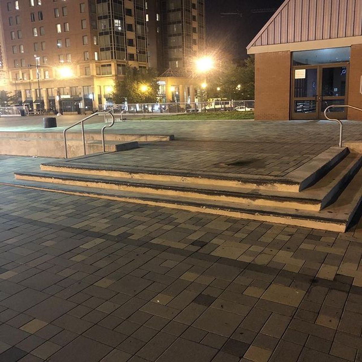 Image for skate spot Pan Am Plaza