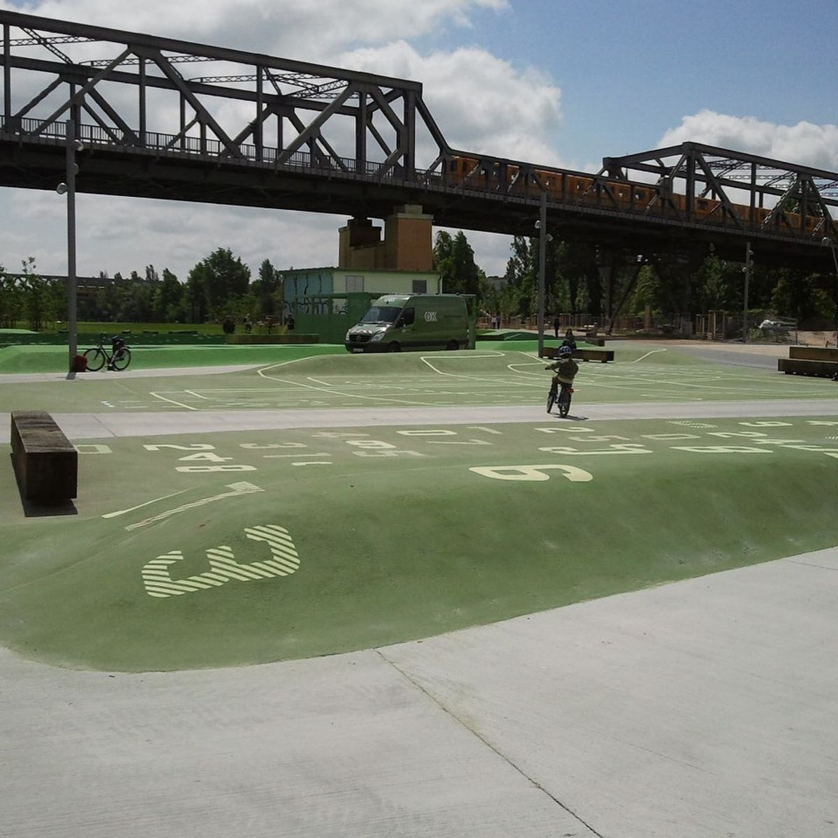 Image for skate spot Park am Gleisdreieck - Humps