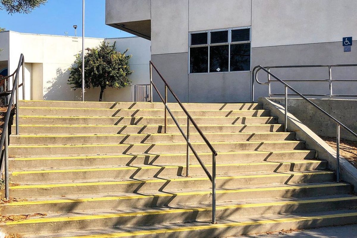 Image for skate spot Brightwood Elementary School 12 Stair Rail