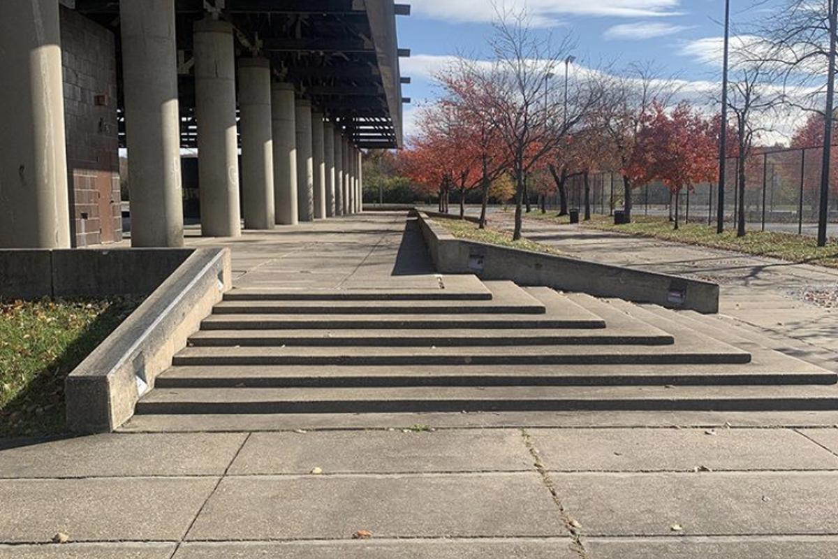 Image for skate spot Anacostia Park 7 Stair Hubbas