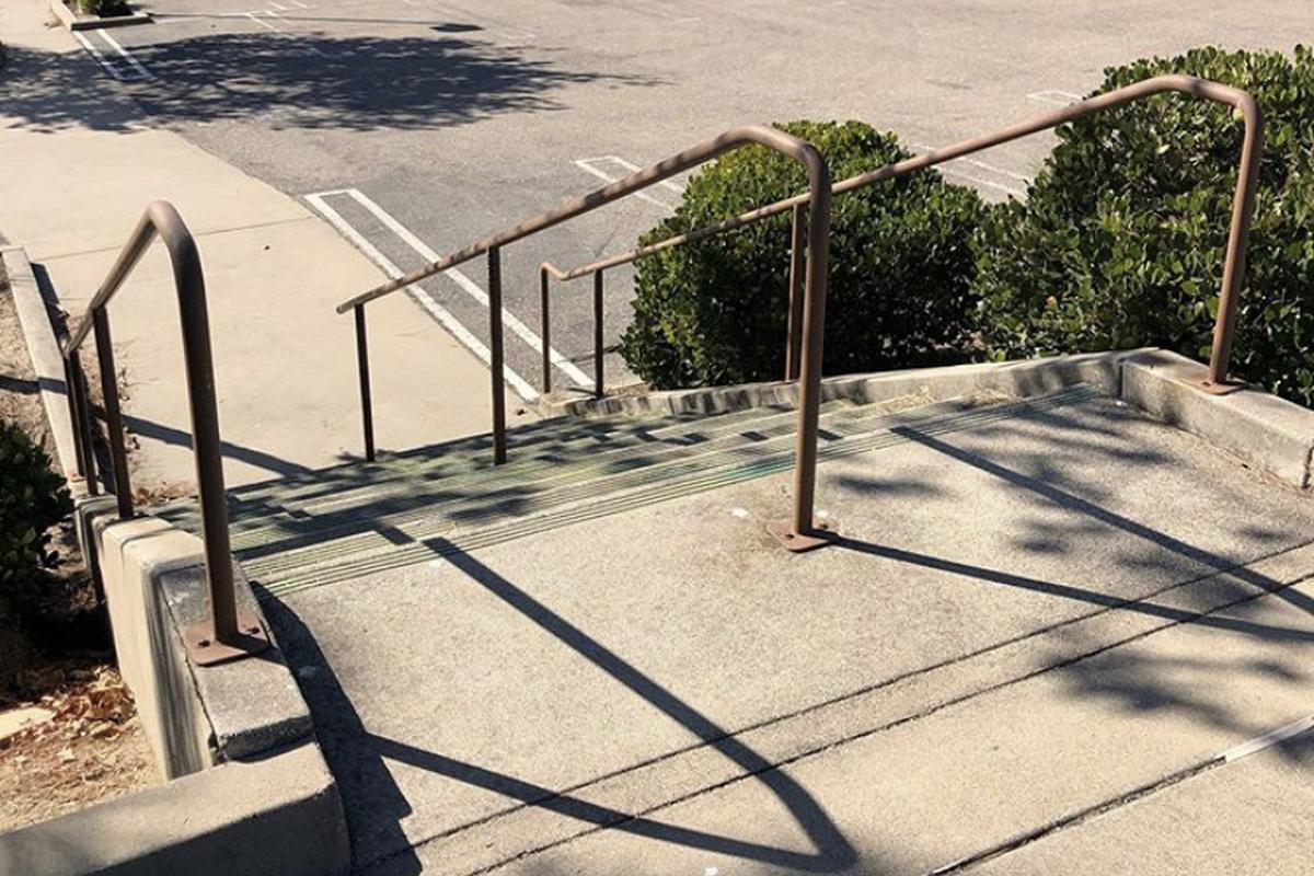 Image for skate spot 11 Stair Rail