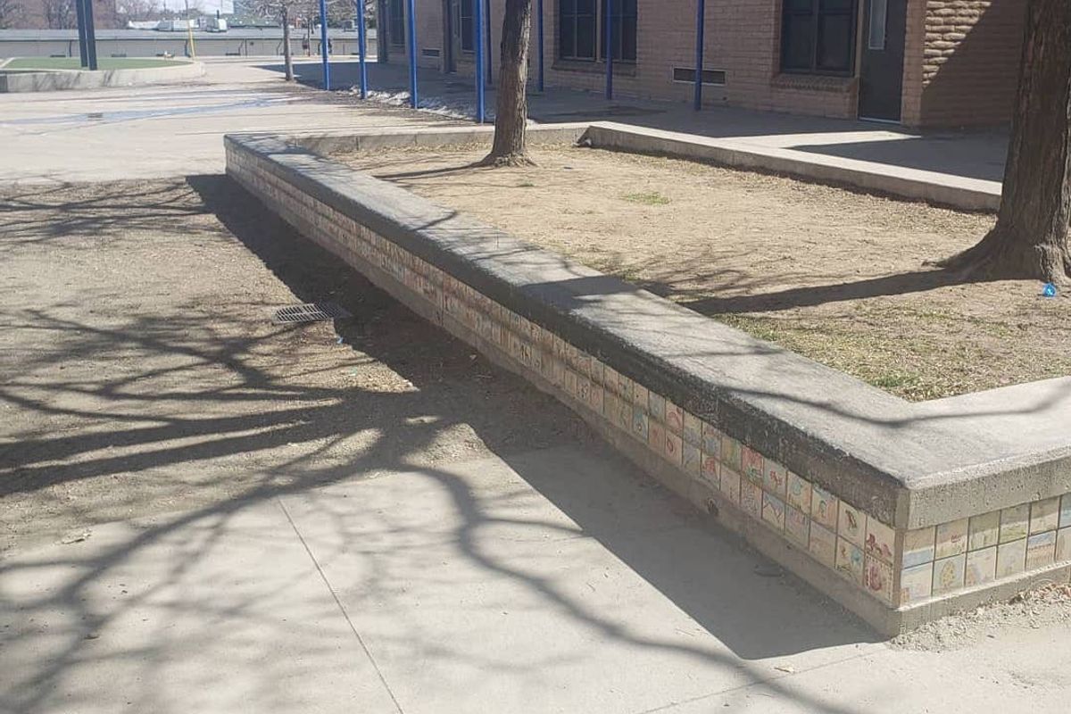 Image for skate spot Valdez Elementary Planter Ledges