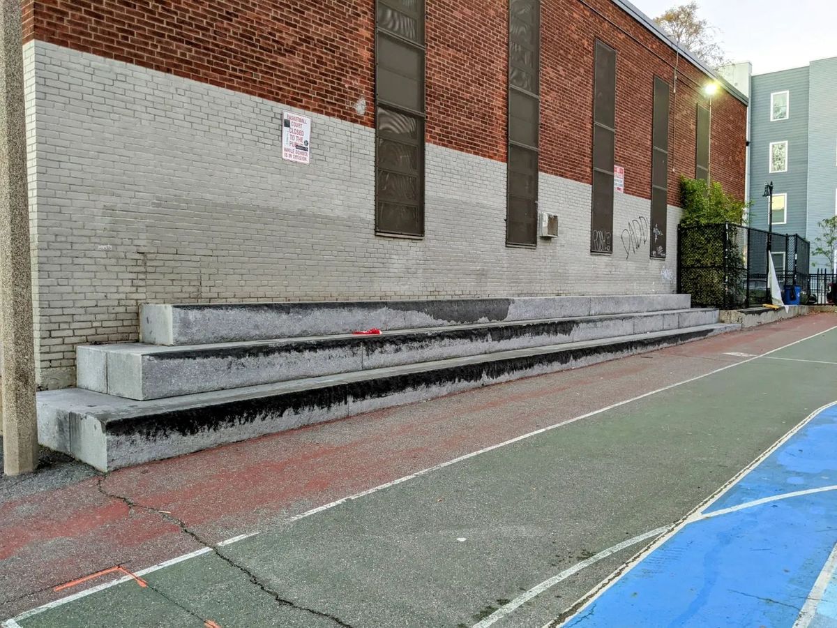 Image for skate spot Michael J Perkins School - Ledges