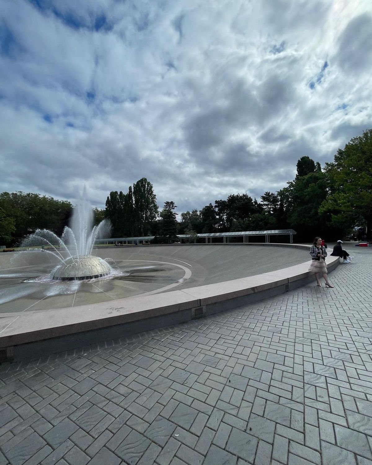 Image for skate spot International Fountain - Bank