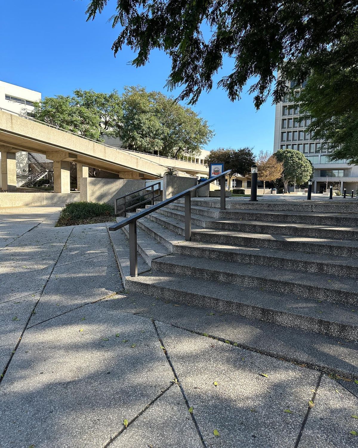 Image for skate spot Justice Plaza