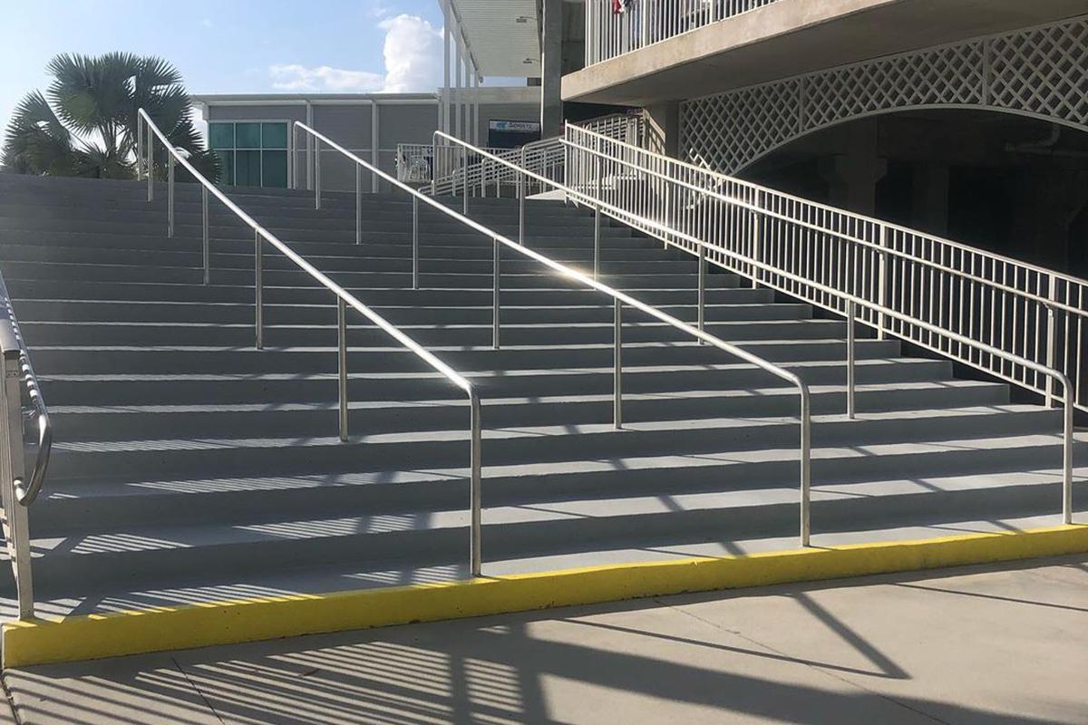 Image for skate spot Hammond Stadium 18 Stair Rails