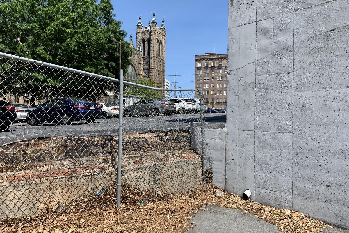 Image for skate spot Gap Over Fence