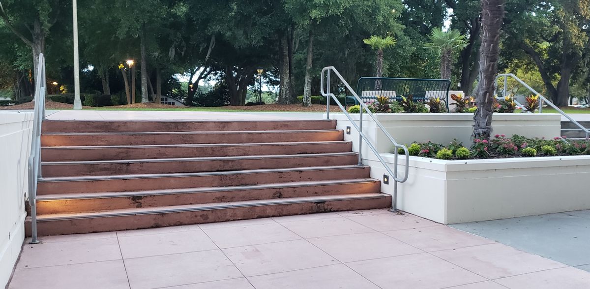 Image for skate spot Ashworth Pool - 7 Stair