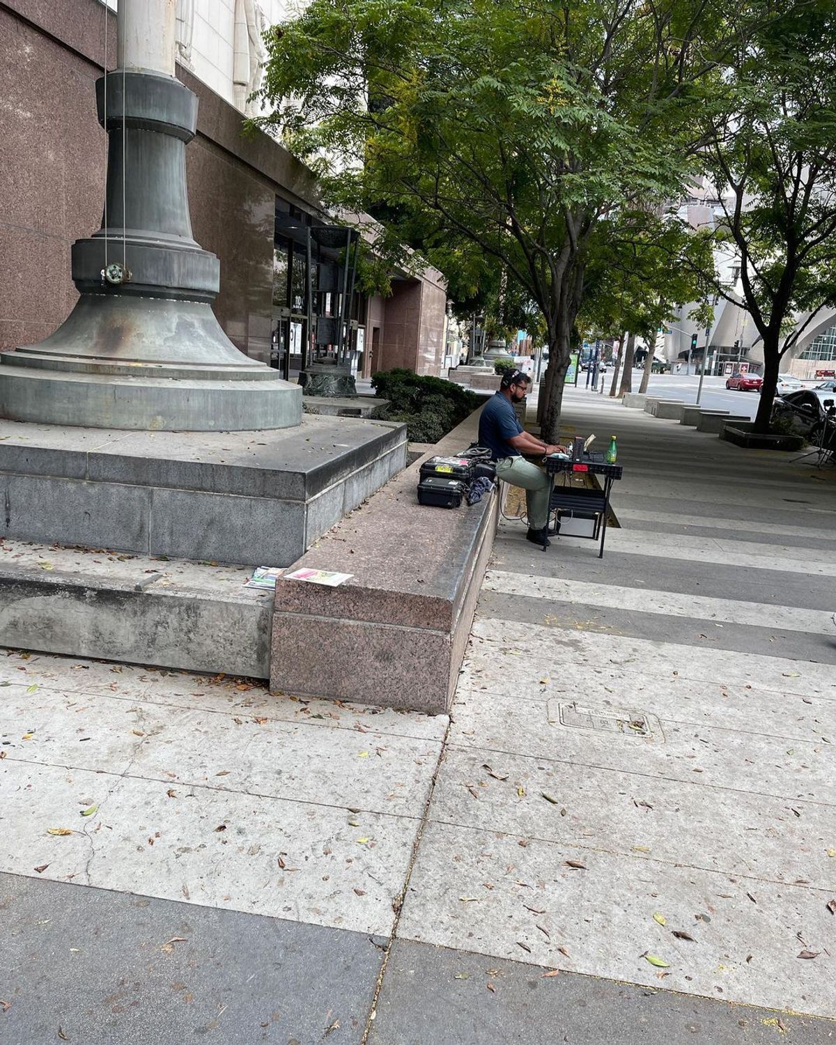 Image for skate spot LA Courthouse Ledges