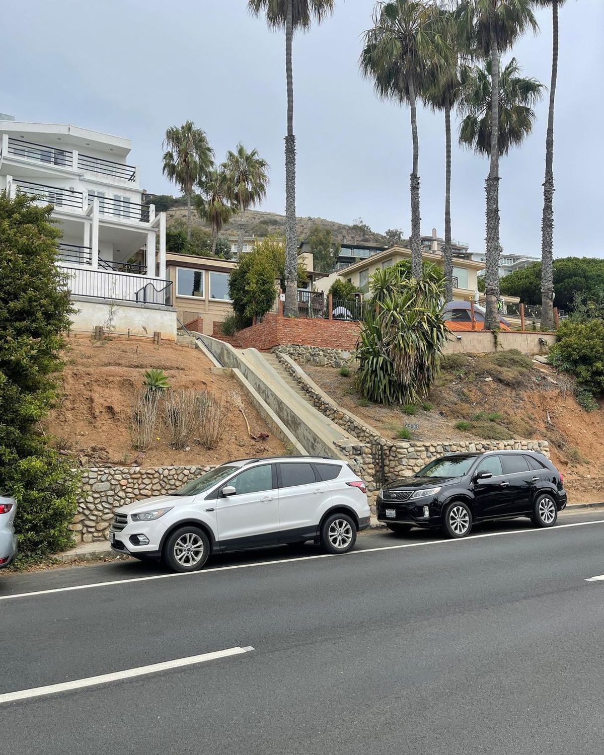 Image for skate spot Coast Highway - Drop In Drop Off