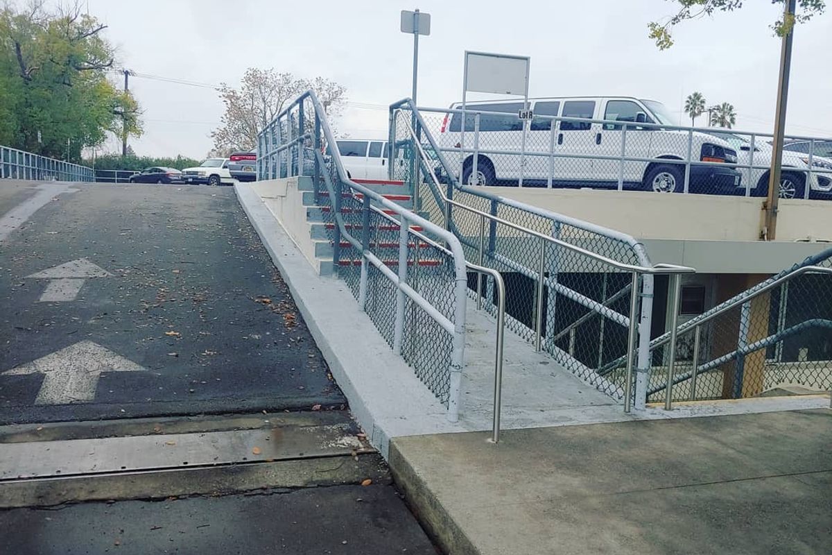 Image for skate spot Allocate Tech Out Rail