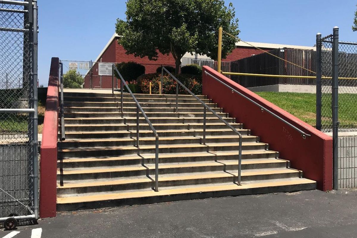 Image for skate spot Ontario High School 14 Stair Rails / Hubba