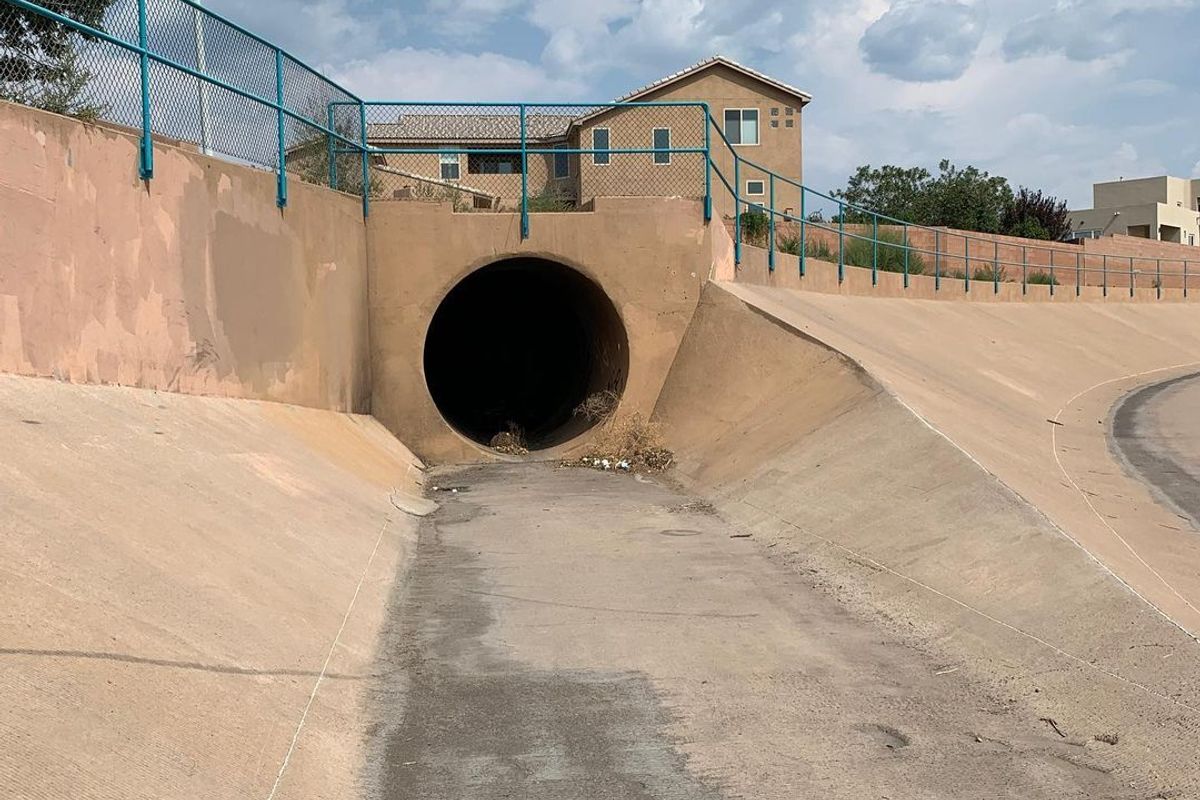 Image for skate spot La Cueva Ditch