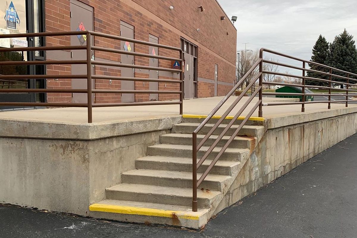 Image for skate spot Levoy 8 Stair Rail