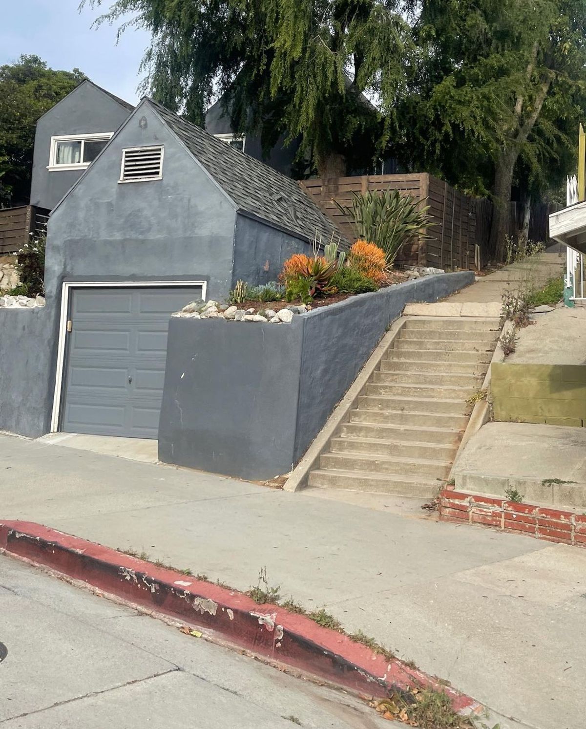 Image for skate spot Delevan Drive - 14 Stair Out Ledge